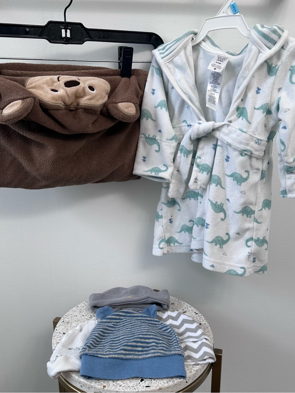 Baby Bundle Bath Hooded Towel Robe Hats Animals Dinosaur Newborn EUC